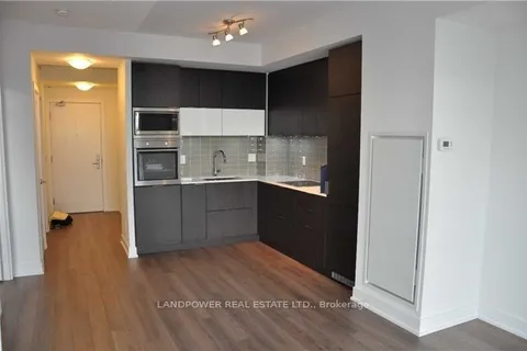 318 Richmond Street, Toronto, ON M5V 0B4