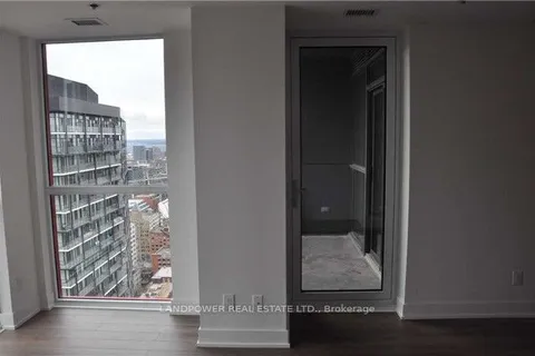 318 Richmond Street, Toronto, ON M5V 0B4