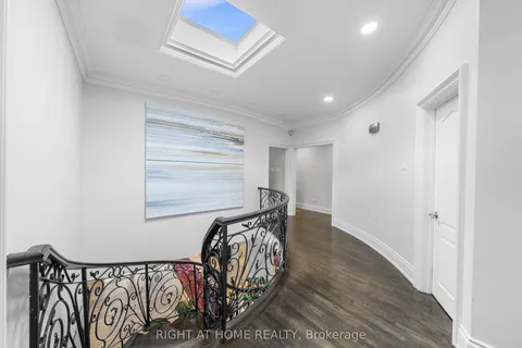 40 Heathview Avenue, ON M2K 2C1