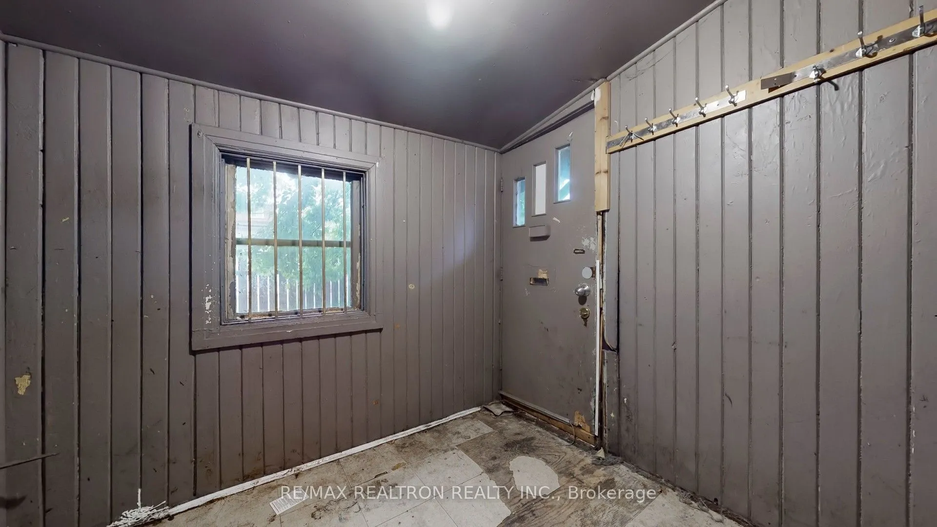 82A Augusta Avenue, ON M5T 2L1