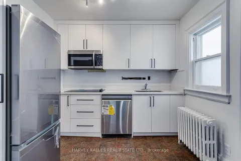 55 Banff Road, ON M4S 2V6