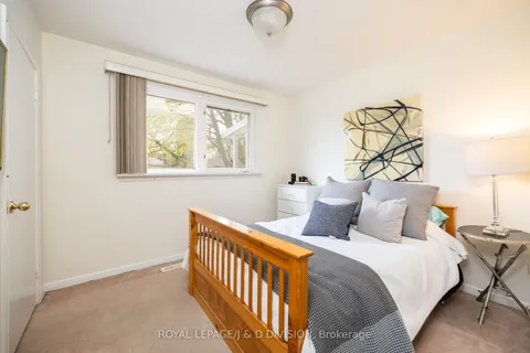 48 Greengrove Crescent, ON M3A 1H9