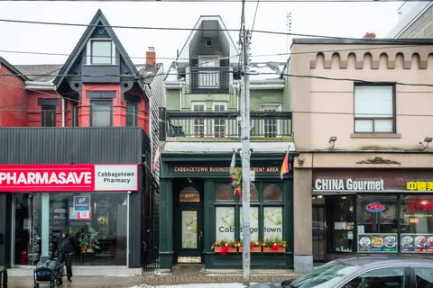 237 Carlton Street, ON M5A 2L2