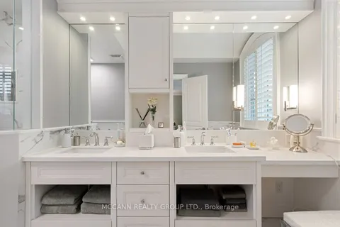 125 Joicey Boulevard, ON M5M 2T8