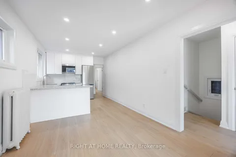 54 Mcnairn Avenue, ON M5M 2H5