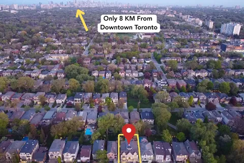 677 Woburn Avenue, ON M5M 1M2
