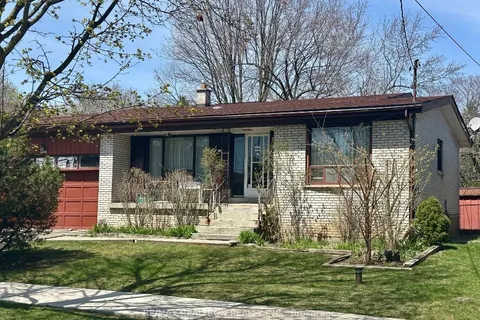 344 Pleasant Avenue, ON M2R 2R4