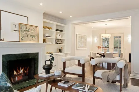 180 Moore Avenue, ON M4T 1V8