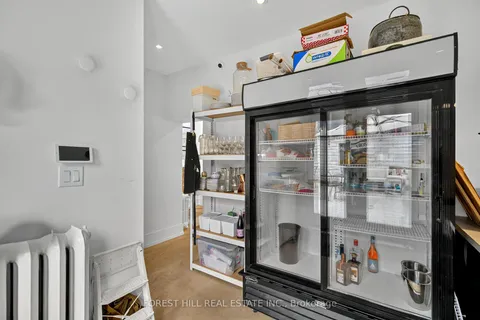 134 Tyrrel Avenue, ON M6G 2G5