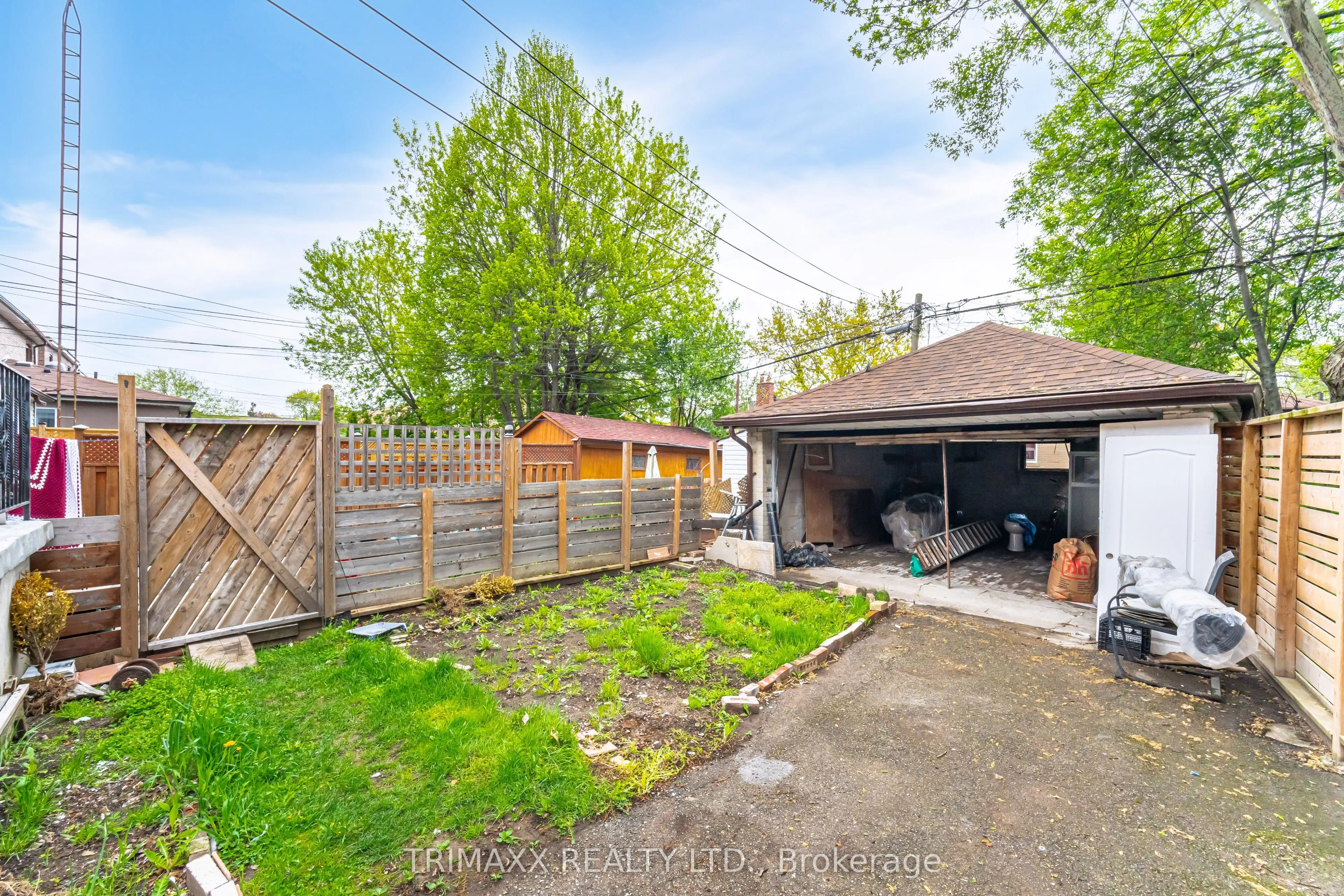 327 Atlas Avenue, ON M6C 3P8