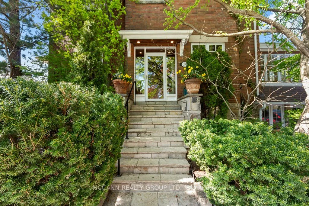 39 Acacia Road, Toronto, ON M4S 2K6