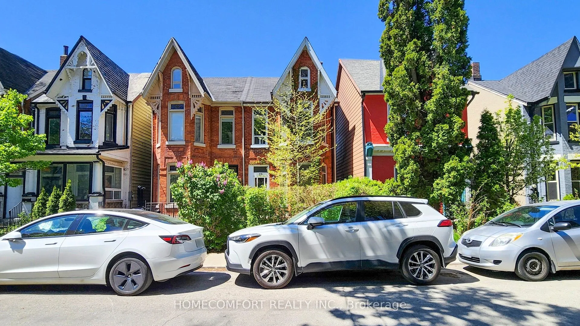 230 Robert Street, ON M5S 2K7