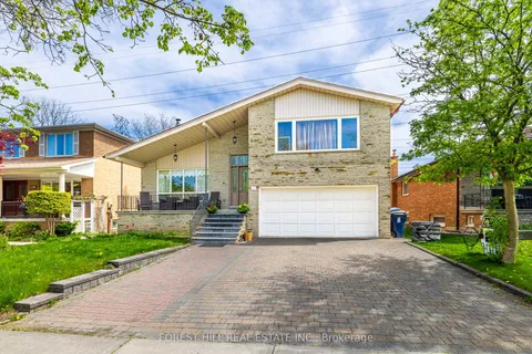 121 Charlton Boulevard, ON M2R 2J2
