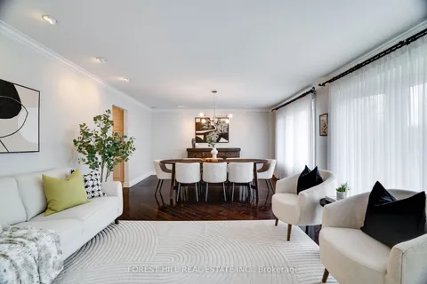 244 Waterloo Avenue, ON M3H 3Z4