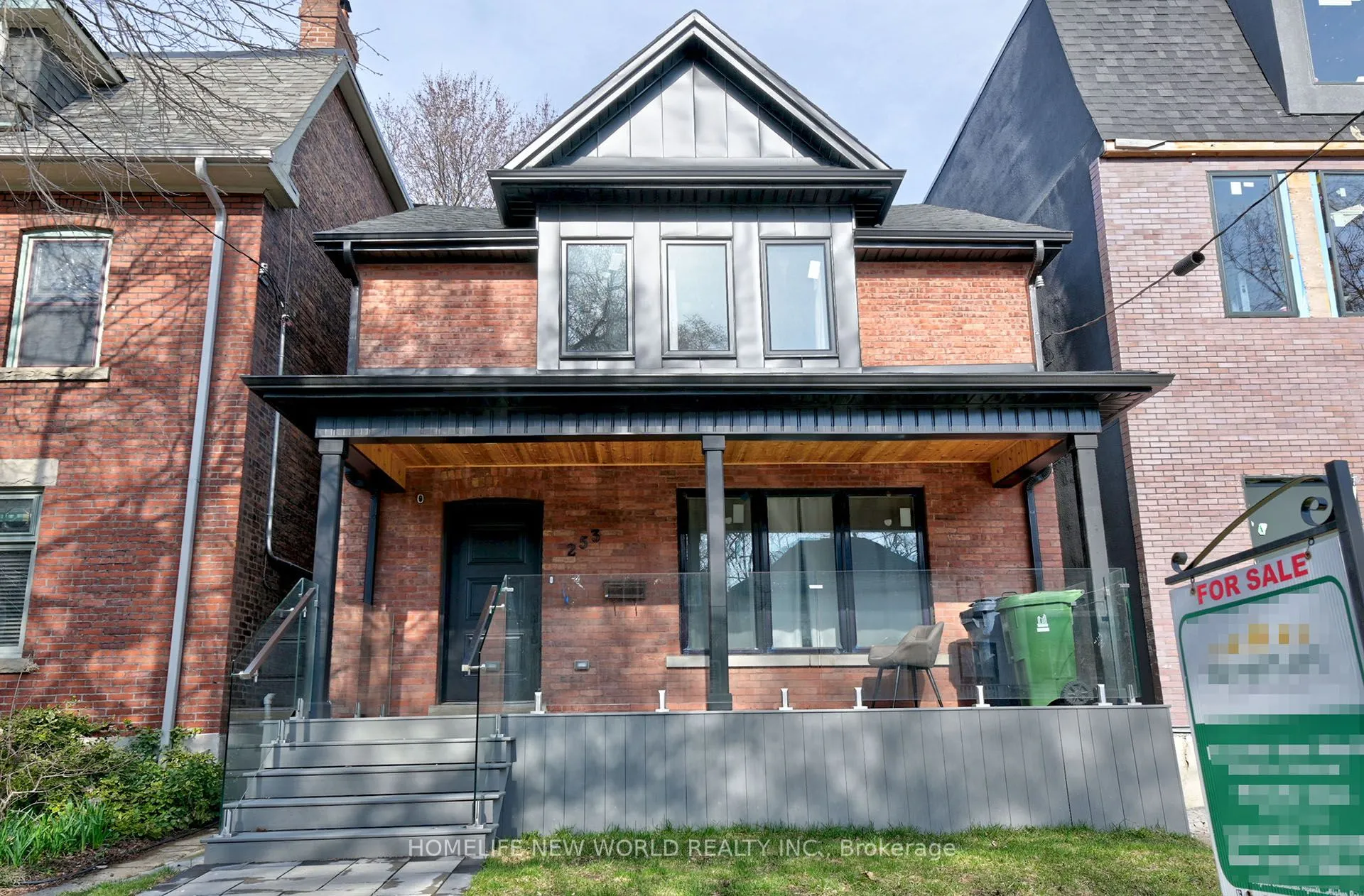 253 Albany Avenue, ON M5R 3C7