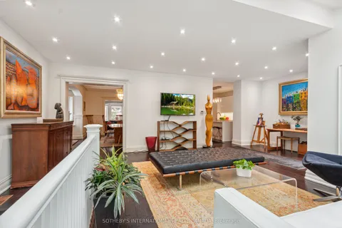 109 Heath Street, ON M4V 1T5