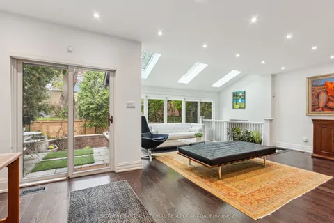 109 Heath Street, ON M4V 1T5