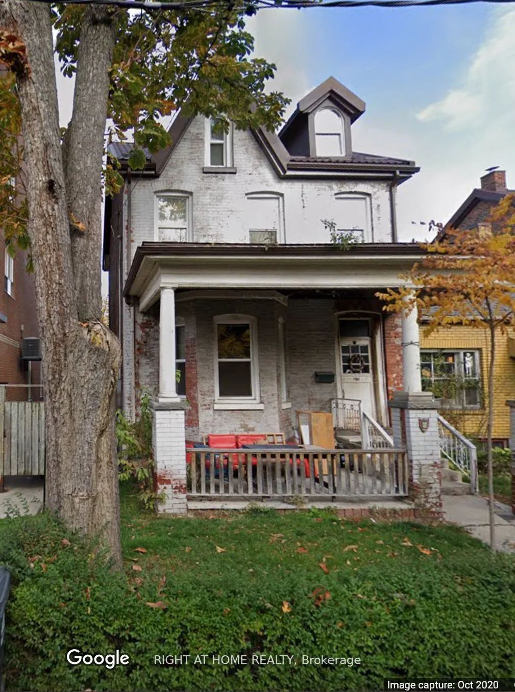 28 D'arcy Street, ON M5T 1J7
