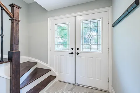 30 Parfield Drive, Toronto, ON M2J 1B9