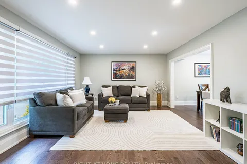 30 Parfield Drive, Toronto, ON M2J 1B9