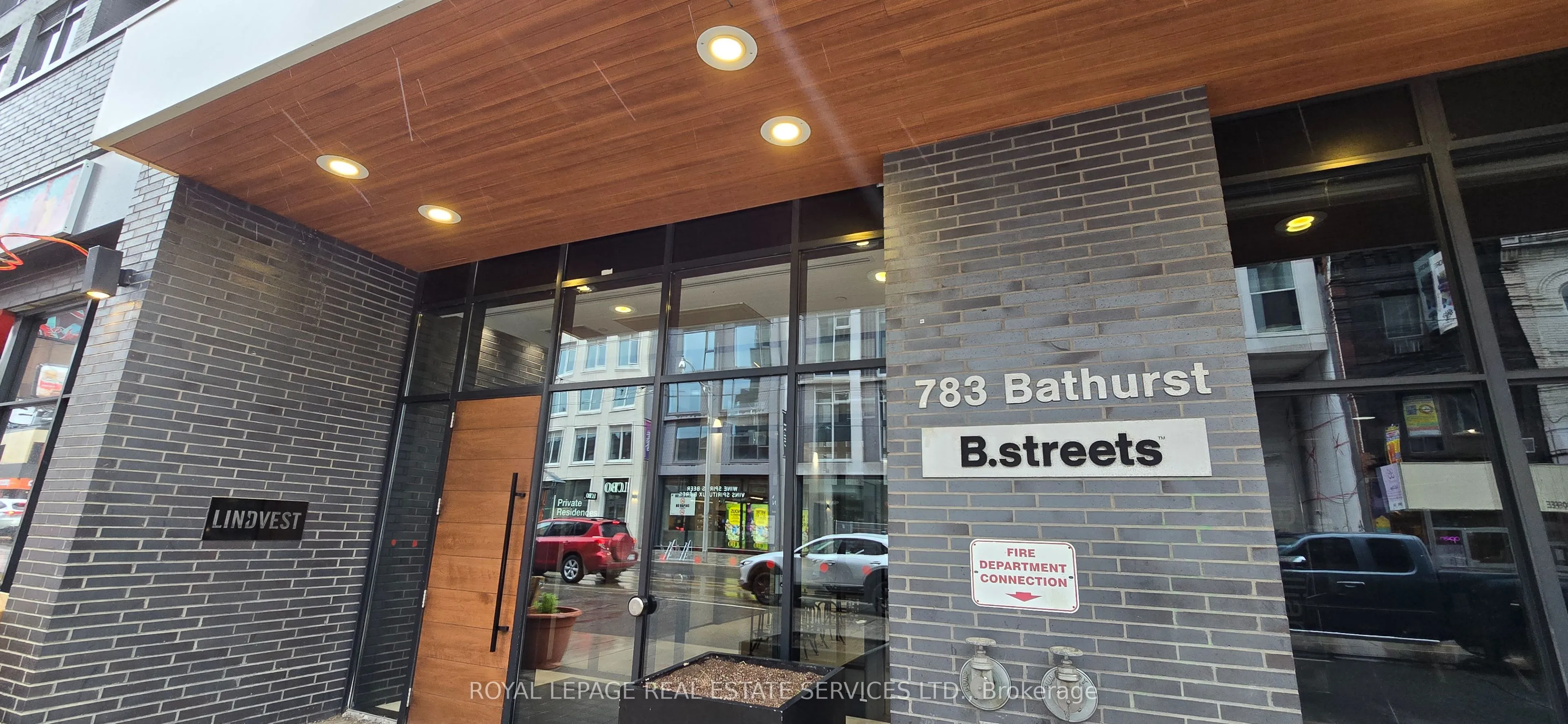 783 Bathurst Street, ON M5S 0A8