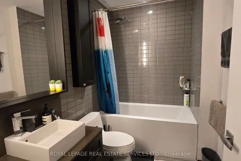 783 Bathurst Street, ON M5S 0A8