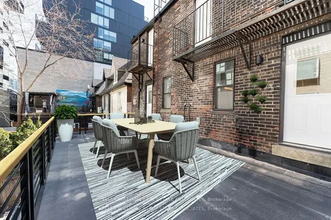 54 Stewart Street, ON M5V 1H6