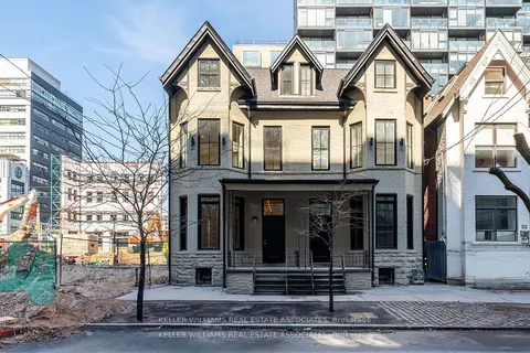 54 Stewart Street, ON M5V 1H6