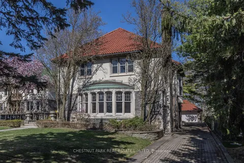 208 Roxborough Drive, ON M4W 1X8