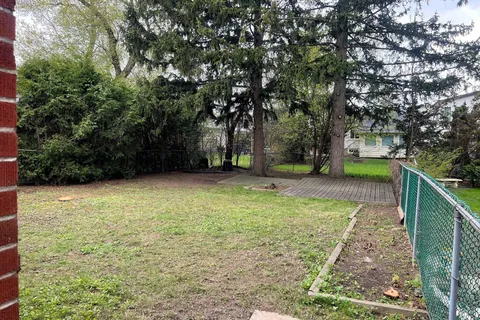248 Florence Avenue, ON M2N 1G6