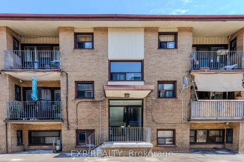 41 Wasdale Crescent, ON M6A 1W9