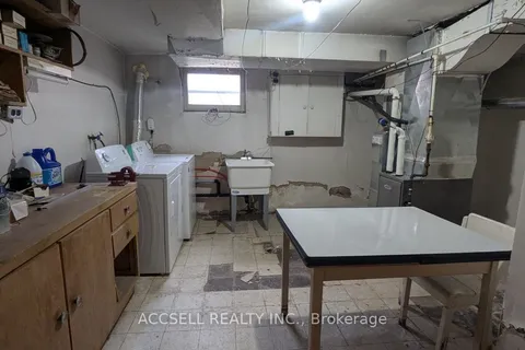 117 Palm Drive, ON M3H 2C2
