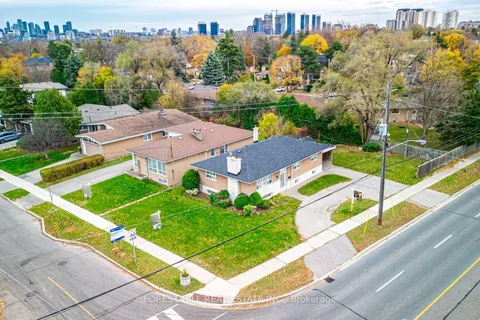 1 Blithfield Avenue, ON M2K 1X9