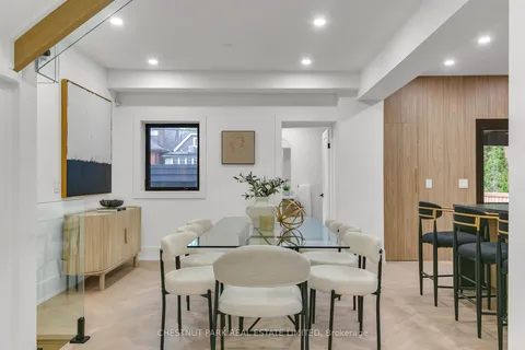 111 Roxborough Drive, ON M4W 1X5