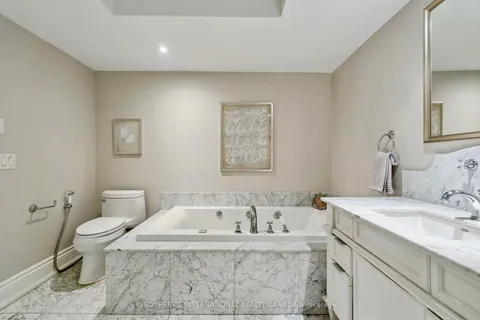 89 Bernard Avenue, ON M5R 1R8