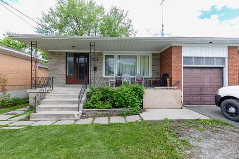 484 Drewry Avenue, ON M2R 2K8