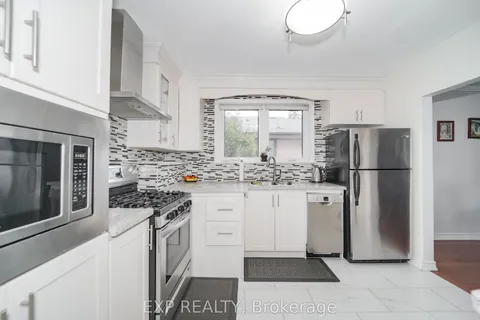 47 Combe Avenue, ON M3H 4J5