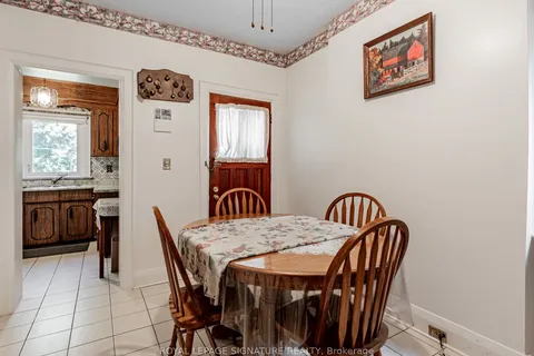 55 Pinewood Avenue, ON M6C 2V2