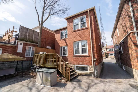 1119 Avenue Road, ON M5N 2E5
