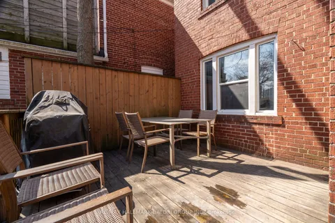 1119 Avenue Road, ON M5N 2E5
