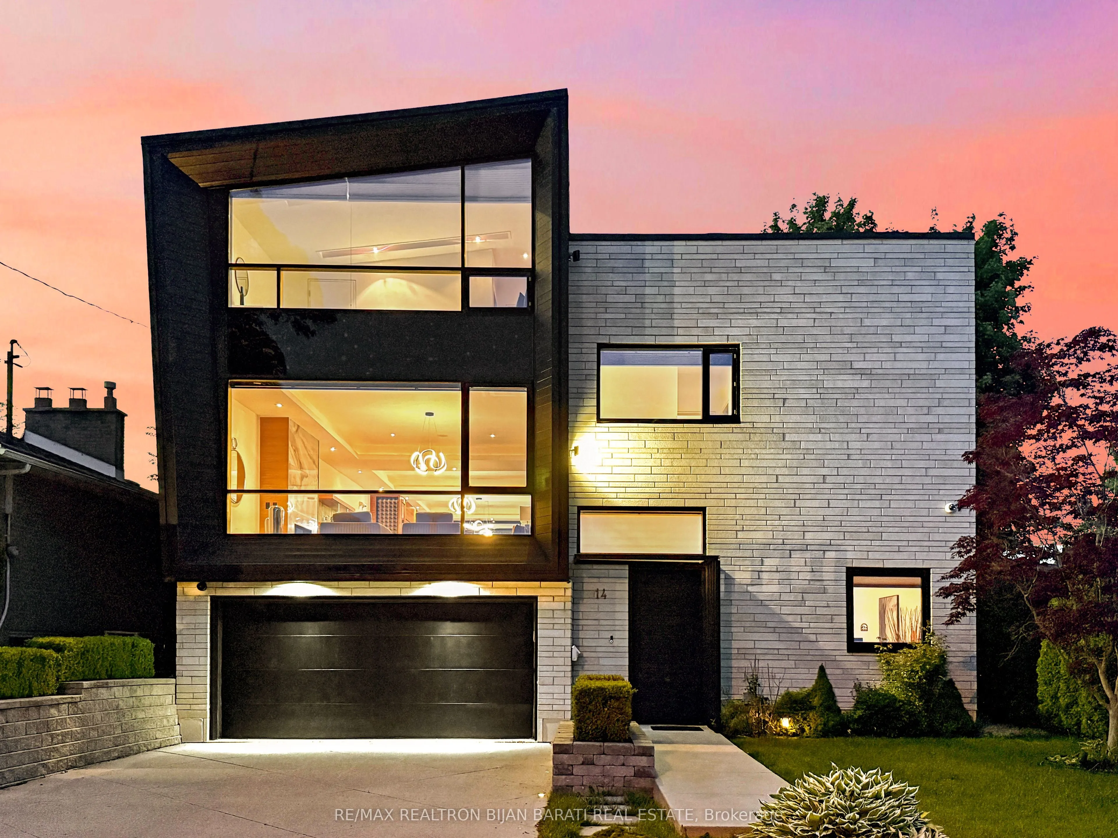 14 Windham Drive, ON M2K 1X8