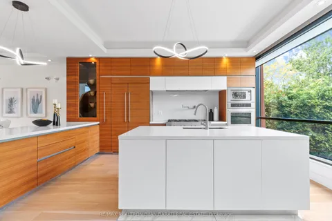 14 Windham Drive, ON M2K 1X8