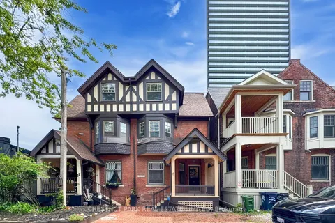 9 Edgedale Road, ON M4X 1N5