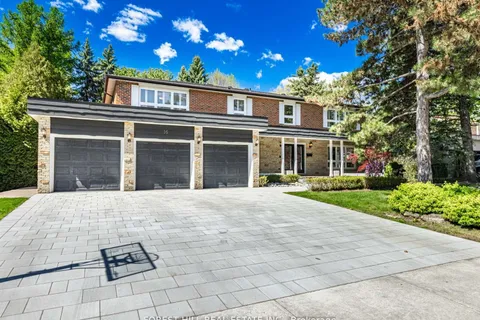 16 Sagewood Drive, Toronto, ON M3B 3G5