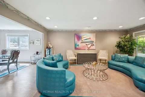 167 Faywood Boulevard, ON M3H 2Y1