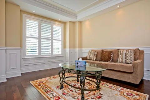 394 Connaught Avenue, ON M2R 2M2
