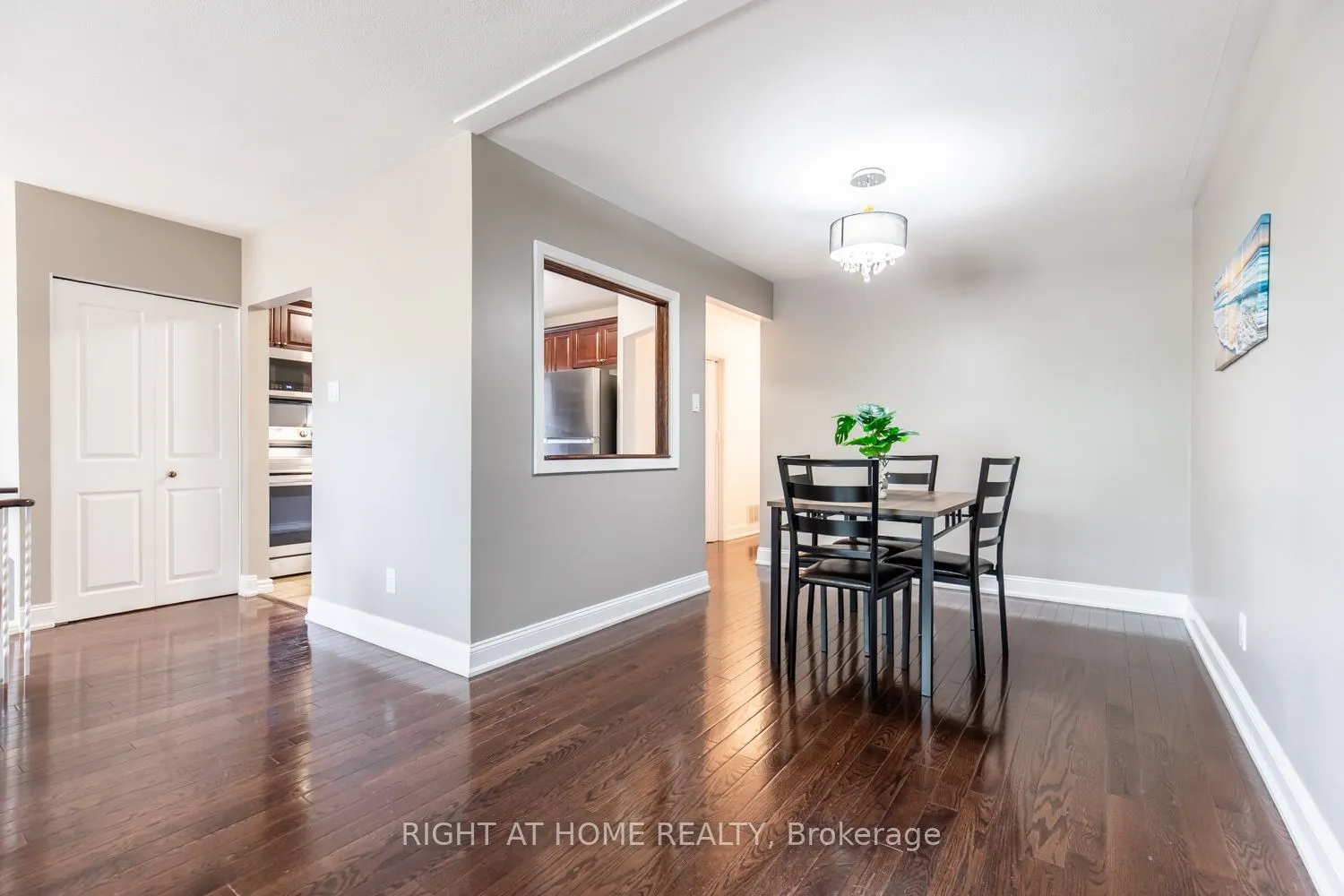 12 Murellen Crescent, ON M4A 2K5