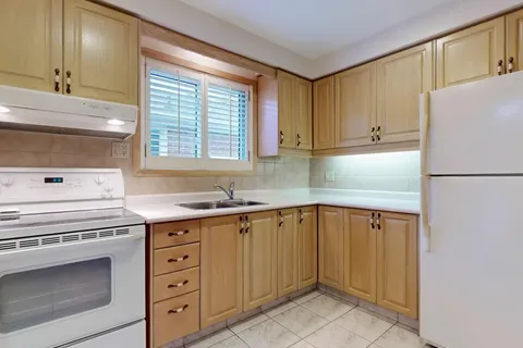 45 Reiber Crescent, ON M2H 1C3
