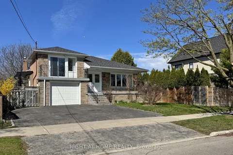 34 Goddard Street, ON M3H 5C8