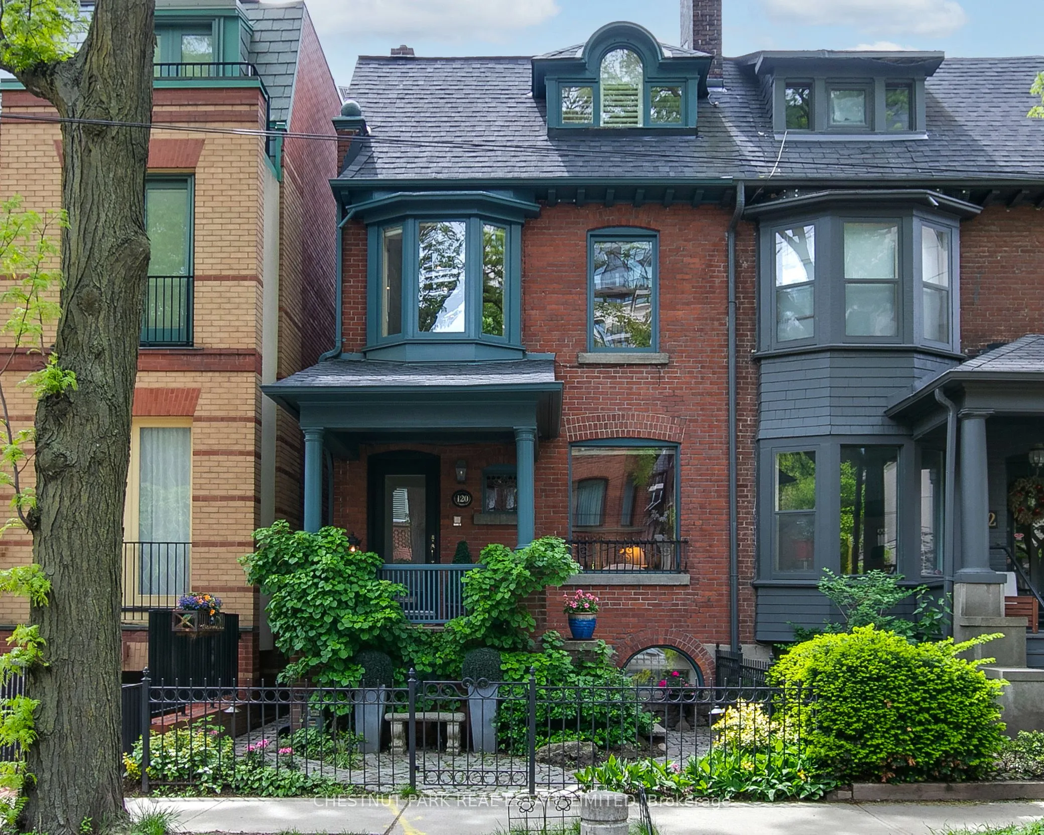 120 Hazelton Avenue, ON M5R 2E5